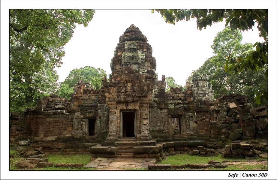 2006 - 07 - Temple angkor - Ta Som 14